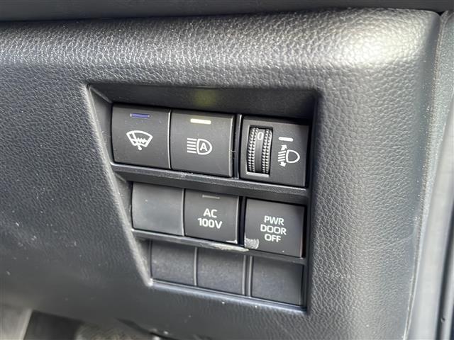 ノア ハイブリッドS-Z ワンオーナー 4WD 純正ナビ フルセグ バックカメラ レーダークルコン 両側パワスラ プリクラッシュセーフティ レーンキーフアシスト ブラインドスポットモニター フリップダウンモニター ドラレコ(29枚目)