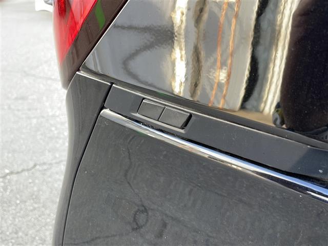 ノア ハイブリッドS-Z ワンオーナー 4WD 純正ナビ フルセグ バックカメラ レーダークルコン 両側パワスラ プリクラッシュセーフティ レーンキーフアシスト ブラインドスポットモニター フリップダウンモニター ドラレコ(34枚目)