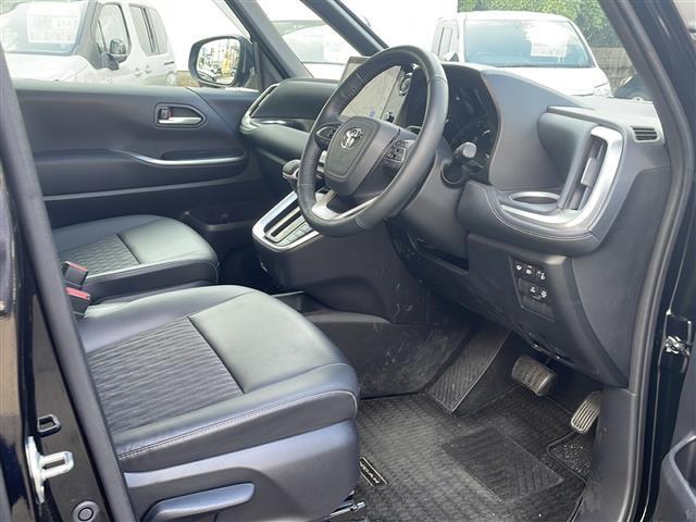 ノア ハイブリッドS-Z ワンオーナー 4WD 純正ナビ フルセグ バックカメラ レーダークルコン 両側パワスラ プリクラッシュセーフティ レーンキーフアシスト ブラインドスポットモニター フリップダウンモニター ドラレコ(35枚目)