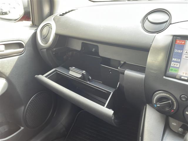 デミオ 13Cスマートエディション 社外メモリーナビゲーション ワンセグテレビ キーレスキー ライトレベライザー ドアバイザー 電動格納ミラー(27枚目)