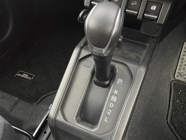 商談ルームにはキッズルームも完備しています☆お子様連れでもゆっくりとお車をお選びいただけます！