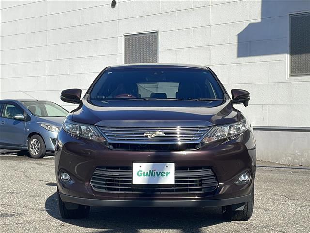 ハリアーハイブリッド プレミアム　ワンオーナー　純正ナビ　フルセグ　クルコン　バックカメラ　ＥＴＣ　純正１８ＡＷ　コーナーセンサー　パワーバックドア　ハーフレザーシート　ＬＥＤライト　ＬＥＤフォグ　パワーシート　スマートキー（2枚目）