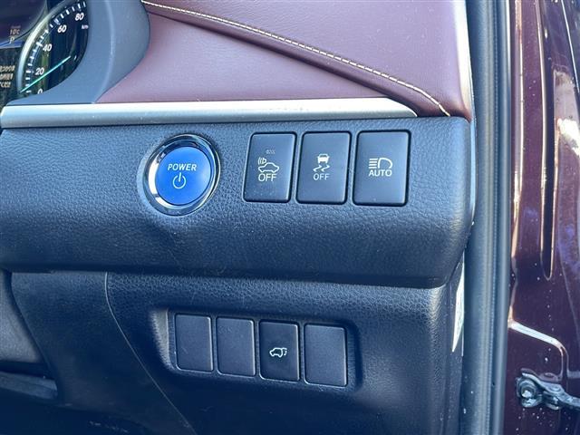 ハリアーハイブリッド プレミアム　ワンオーナー　純正ナビ　フルセグ　クルコン　バックカメラ　ＥＴＣ　純正１８ＡＷ　コーナーセンサー　パワーバックドア　ハーフレザーシート　ＬＥＤライト　ＬＥＤフォグ　パワーシート　スマートキー（29枚目）