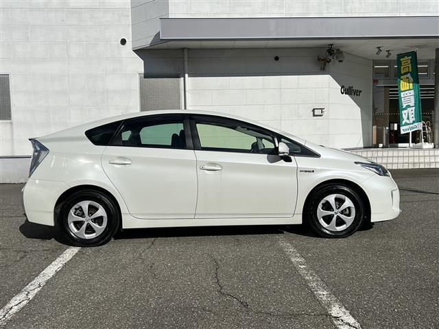 プリウス G ワンオーナー 純正ナビ フルセグ バックカメラ 純正15インチアルミホイール パワーシート クルーズコントロール HID ETC ハーフレザーシート ドライブレコーダー スマートキー(7枚目)