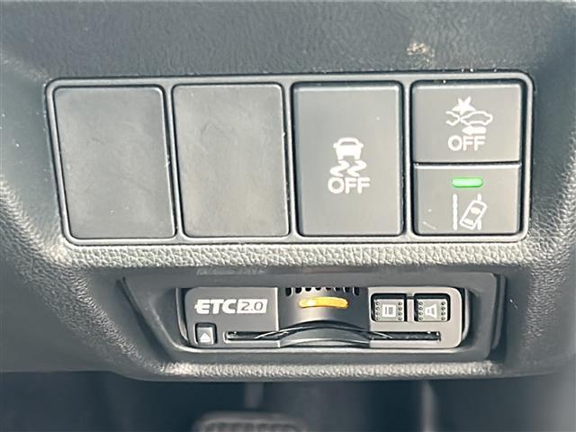 ステップワゴンスパーダ e:HEVスパーダ G・EX ホンダセンシング 純正10インチナビ フルセグ 両側パワスラ ホンダセンシング レーダークルコン レーンキープアシスト わくわくゲート 純正16AW ETC2.0 ドラレコ シートヒーター LEDライト スマートキー(26枚目)