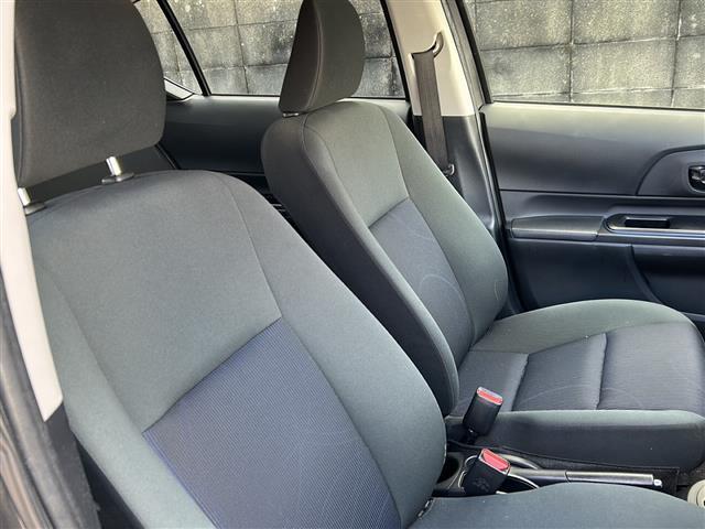 アクア Ｓ　社外ナビ　地デジテレビ　プリクラッシュセーフティ　レーンキープアシスト　バックカメラ　ドライブレコーダー　オートハイビーム　オートライト　ＥＴＣ　スマートキー　プッシュスタート（34枚目）