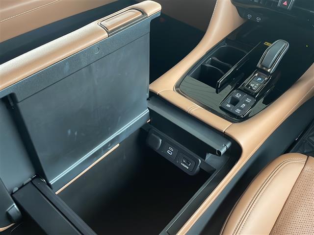 ヴェルファイアハイブリッド Z プレミア(22枚目)