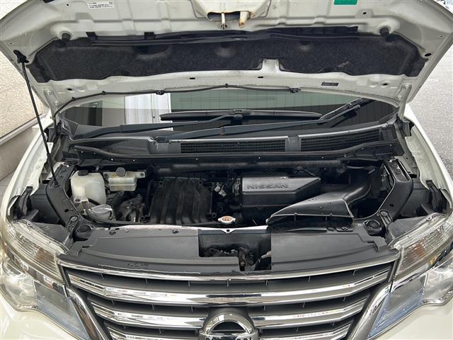 セレナ ハイウェイスター S-ハイブリッド エアロモード エマージェンシーブレーキ 社外ナビ CD DVD iPod フルセグTV バックカメラ 左側パワースライドドア クルーズコントロール HIDオートライト アイドリングストップ USBポート ETC(8枚目)