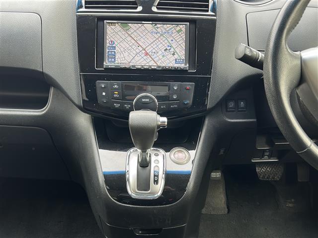 セレナ ハイウェイスター S-ハイブリッド エアロモード エマージェンシーブレーキ 社外ナビ CD DVD iPod フルセグTV バックカメラ 左側パワースライドドア クルーズコントロール HIDオートライト アイドリングストップ USBポート ETC(29枚目)