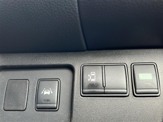 セレナ ハイウェイスター S-ハイブリッド エアロモード エマージェンシーブレーキ 社外ナビ CD DVD iPod フルセグTV バックカメラ 左側パワースライドドア クルーズコントロール HIDオートライト アイドリングストップ USBポート ETC(35枚目)