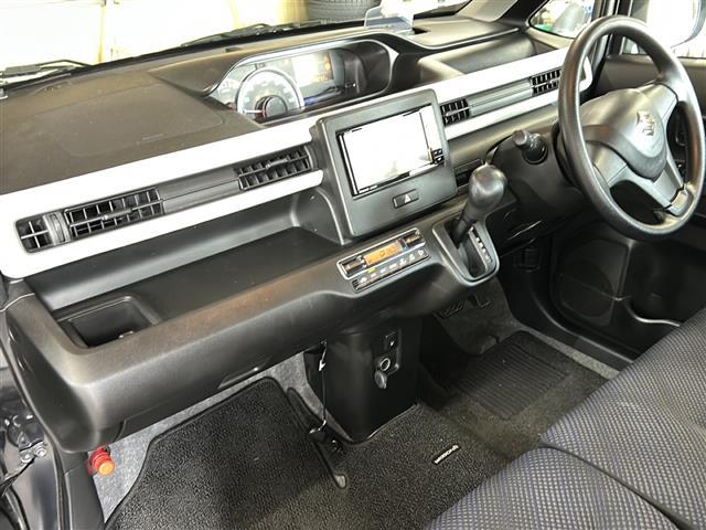 ワゴンＲ ハイブリッドＦＸ　デュアルセンサーブレーキサポート　社外ＨＤＤナビ　Ｂｌｕｅｔｏｏｔｈ　ＣＤ　ＤＶＤ　フルセグ　運転席シートヒーター　オートライト　オートマチックハイビーム　アイドリングストップ　ＨＵＤ　スペアキー（5枚目）
