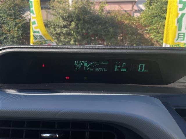 アクア S 取扱説明書 保証書 記録簿 ワンオーナー CD AUX 純正フロアマット オートエアコン 横滑り防止装置 電動格納ミラー 禁煙車(3枚目)