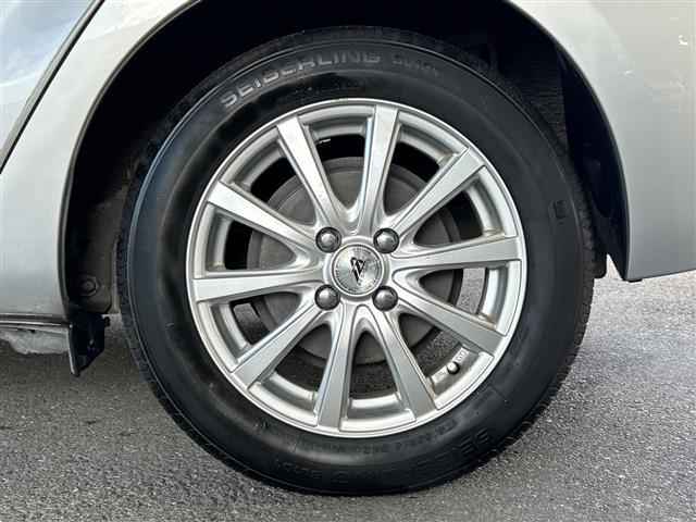 アクア S 取扱説明書 保証書 記録簿 ワンオーナー CD AUX 純正フロアマット オートエアコン 横滑り防止装置 電動格納ミラー 禁煙車(38枚目)