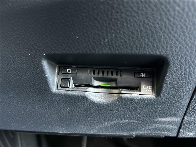 C-HR S LEDパッケージ ☆ドライブレコーダー前後☆ウィンカーミラー☆クルーズコントロール☆プッシュスタート☆ETC☆レーン(31枚目)