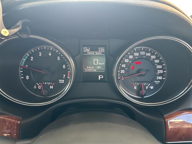 ジープ・グランドチェロキー リミテッド ☆リミテッドグレード☆4WD☆ブラックレザー☆社外ナビ/フルセグ☆寒冷地仕様☆クルーズコントロール☆Bluetooth☆オートエアコン☆全席シートヒーター☆ステアリングヒーター☆シ(4枚目)