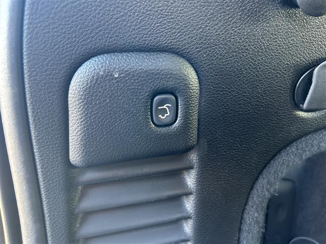 ジープ・グランドチェロキー リミテッド ☆リミテッドグレード☆4WD☆ブラックレザー☆社外ナビ/フルセグ☆寒冷地仕様☆クルーズコントロール☆Bluetooth☆オートエアコン☆全席シートヒーター☆ステアリングヒーター☆シ(5枚目)