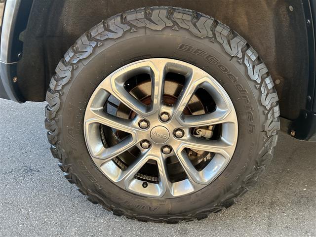 ジープ・グランドチェロキー リミテッド ☆リミテッドグレード☆4WD☆ブラックレザー☆社外ナビ/フルセグ☆寒冷地仕様☆クルーズコントロール☆Bluetooth☆オートエアコン☆全席シートヒーター☆ステアリングヒーター☆シ(30枚目)