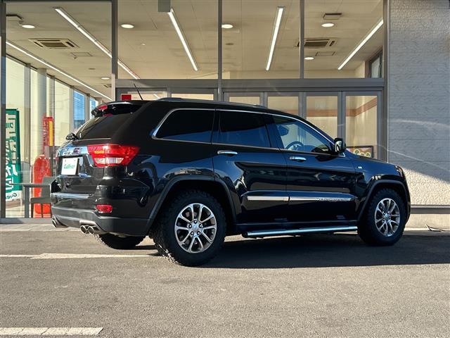 ジープ・グランドチェロキー リミテッド ☆リミテッドグレード☆4WD☆ブラックレザー☆社外ナビ/フルセグ☆寒冷地仕様☆クルーズコントロール☆Bluetooth☆オートエアコン☆全席シートヒーター☆ステアリングヒーター☆シ(40枚目)
