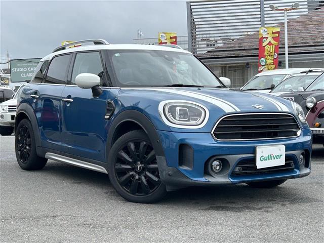 ＭＩＮＩ クーパーＤ　クロスオーバー　ワンオーナー／メーカーナビ／アラウンドビュー／ＭＴ付きＡＴ／ルーフレーン／追従式クルコン／電動リアゲート／純正アルミ／フロアマット／ＥＴＣ／ドラレコ／オートライト／Ｂｌｕｅｔｏｏｔｈ／保証書（2枚目）