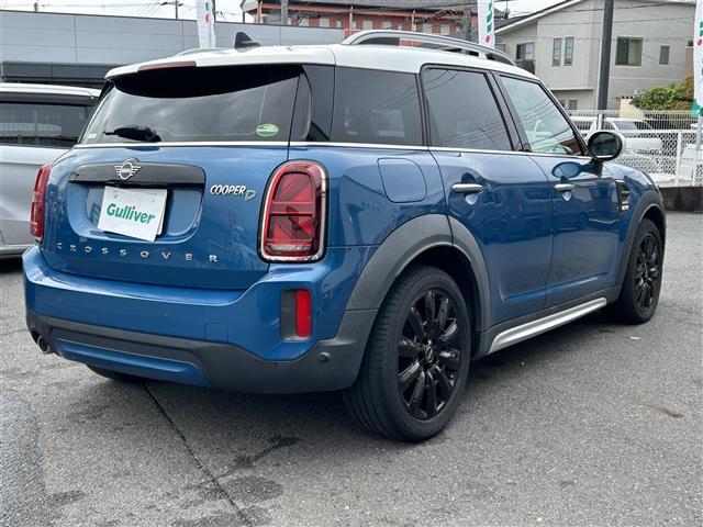 ＭＩＮＩ クーパーＤ　クロスオーバー　ワンオーナー／メーカーナビ／アラウンドビュー／ＭＴ付きＡＴ／ルーフレーン／追従式クルコン／電動リアゲート／純正アルミ／フロアマット／ＥＴＣ／ドラレコ／オートライト／Ｂｌｕｅｔｏｏｔｈ／保証書（4枚目）