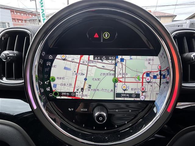 ＭＩＮＩ クーパーＤ　クロスオーバー　ワンオーナー／メーカーナビ／アラウンドビュー／ＭＴ付きＡＴ／ルーフレーン／追従式クルコン／電動リアゲート／純正アルミ／フロアマット／ＥＴＣ／ドラレコ／オートライト／Ｂｌｕｅｔｏｏｔｈ／保証書（15枚目）