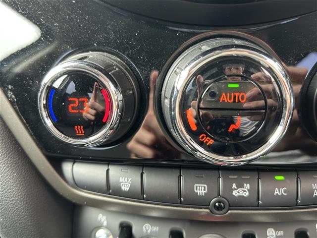 ＭＩＮＩ クーパーＤ　クロスオーバー　ワンオーナー／メーカーナビ／アラウンドビュー／ＭＴ付きＡＴ／ルーフレーン／追従式クルコン／電動リアゲート／純正アルミ／フロアマット／ＥＴＣ／ドラレコ／オートライト／Ｂｌｕｅｔｏｏｔｈ／保証書（19枚目）