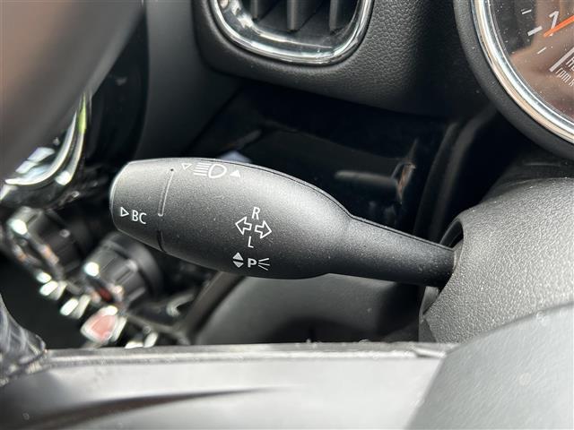 ＭＩＮＩ クーパーＤ　クロスオーバー　ワンオーナー／メーカーナビ／アラウンドビュー／ＭＴ付きＡＴ／ルーフレーン／追従式クルコン／電動リアゲート／純正アルミ／フロアマット／ＥＴＣ／ドラレコ／オートライト／Ｂｌｕｅｔｏｏｔｈ／保証書（26枚目）