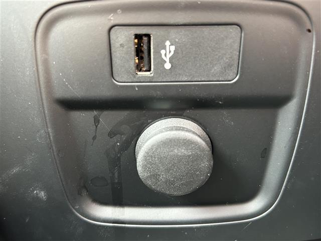 ＭＩＮＩ クーパーＤ　クロスオーバー　ワンオーナー／メーカーナビ／アラウンドビュー／ＭＴ付きＡＴ／ルーフレーン／追従式クルコン／電動リアゲート／純正アルミ／フロアマット／ＥＴＣ／ドラレコ／オートライト／Ｂｌｕｅｔｏｏｔｈ／保証書（29枚目）