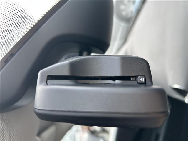 ＭＩＮＩ クーパーＤ　クロスオーバー　ワンオーナー／メーカーナビ／アラウンドビュー／ＭＴ付きＡＴ／ルーフレーン／追従式クルコン／電動リアゲート／純正アルミ／フロアマット／ＥＴＣ／ドラレコ／オートライト／Ｂｌｕｅｔｏｏｔｈ／保証書（34枚目）