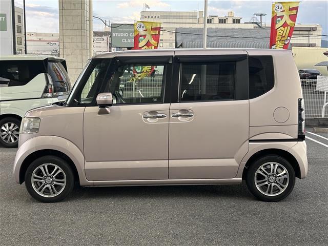 N-BOX G SSパッケージ 1オーナー 両側パワスラ 純正ディーラーナビ(VXM-122VFi)/BT/CD/TV/SD/ 横滑り防止装置 バックカメラ ETC アイドリングストップ オートLEDライト(5枚目)