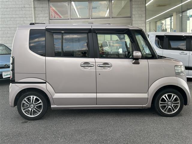 N-BOX G SSパッケージ 1オーナー 両側パワスラ 純正ディーラーナビ(VXM-122VFi)/BT/CD/TV/SD/ 横滑り防止装置 バックカメラ ETC アイドリングストップ オートLEDライト(9枚目)