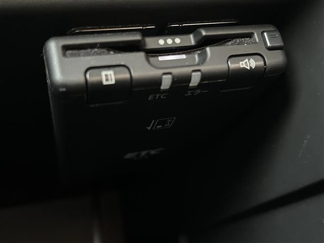 ノート ニスモ S 1オーナー オーディオ付/BT/AUX/USB/ 5速MT レーダー探知機 横滑り防止装置 ETC ドラレコ Pステアリング Pウィンドウ スマートボタン 純正フロアマット(18枚目)
