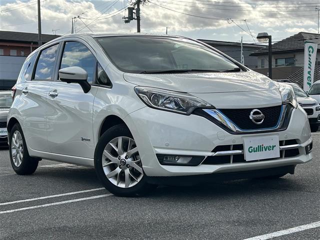 ノート e-パワー メダリスト 社外ナビ(MDV-S707W)/BT/CD/USB/SD/TV/ ハーフレザーシート デジタルインナーミラー 衝突軽減システム レーンキープアシスト コーナーセンサー 追従式レーダークル(2枚目)