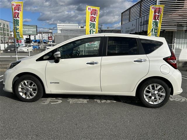 ノート e-パワー メダリスト 社外ナビ(MDV-S707W)/BT/CD/USB/SD/TV/ ハーフレザーシート デジタルインナーミラー 衝突軽減システム レーンキープアシスト コーナーセンサー 追従式レーダークル(5枚目)