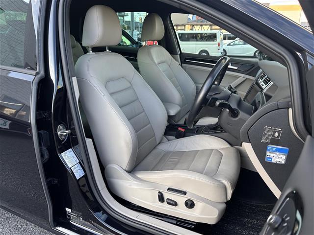 ゴルフ ＴＳＩハイライン　マイスター　１オーナー　純正メーカーナビ／ＢＴ／ＣＤ／ＵＳＢ／ＤＶＤ／ＳＤ／ＴＶ／ＡＵＸ／　ブラインドスポットモニター　テレビキャンセラー　レーンキープアシスト　コーナーセンサー　レーダークルコン（12枚目）