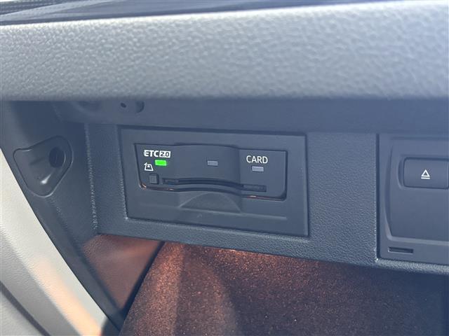 ゴルフ ＴＳＩハイライン　マイスター　１オーナー　純正メーカーナビ／ＢＴ／ＣＤ／ＵＳＢ／ＤＶＤ／ＳＤ／ＴＶ／ＡＵＸ／　ブラインドスポットモニター　テレビキャンセラー　レーンキープアシスト　コーナーセンサー　レーダークルコン（26枚目）