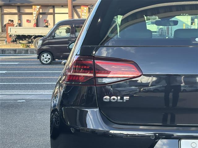 ゴルフ ＴＳＩハイライン　マイスター　１オーナー　純正メーカーナビ／ＢＴ／ＣＤ／ＵＳＢ／ＤＶＤ／ＳＤ／ＴＶ／ＡＵＸ／　ブラインドスポットモニター　テレビキャンセラー　レーンキープアシスト　コーナーセンサー　レーダークルコン（36枚目）