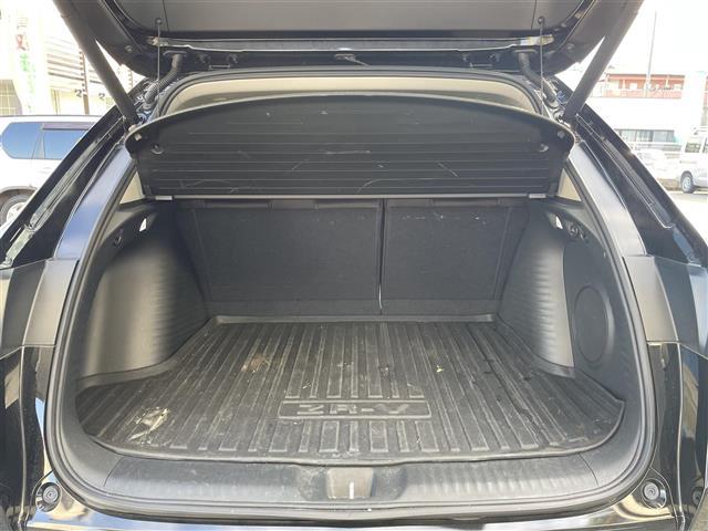 ZR-V e:HEV Z 禁煙/ワンオーナー/BOSEサウンド/黒革シート/メーカーナビ/バックカメラ/全方位モニター/ETC2.0/ホンダセンシング/BSM/ACC/LTA/CMBS/スペアキー/新車時保証書/取扱説明書(9枚目)