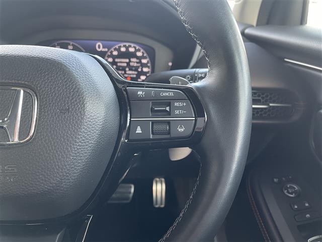 ZR-V e:HEV Z 禁煙/ワンオーナー/BOSEサウンド/黒革シート/メーカーナビ/バックカメラ/全方位モニター/ETC2.0/ホンダセンシング/BSM/ACC/LTA/CMBS/スペアキー/新車時保証書/取扱説明書(13枚目)