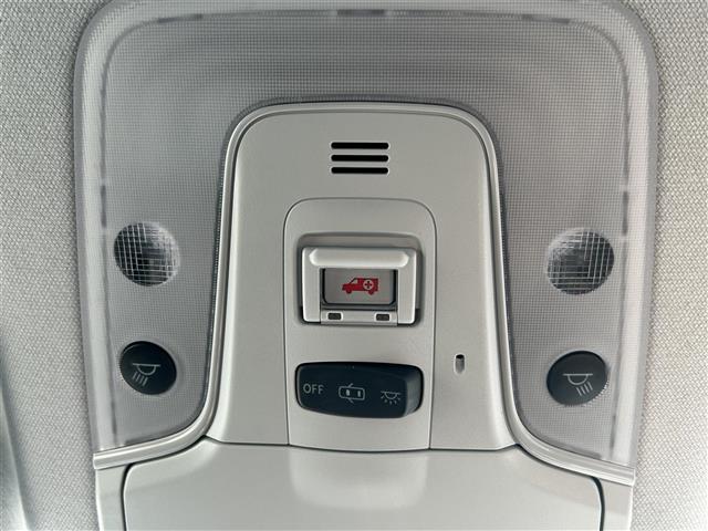 プリウス A 1オナ 純ナビ(NSZT-Y68T) BT/CD バック/全方位カメラ ETC 前後ドラレコ パワーシート コナセン ブラインドスポットモニター ToyotaSafetySense 追従クルコン(18枚目)