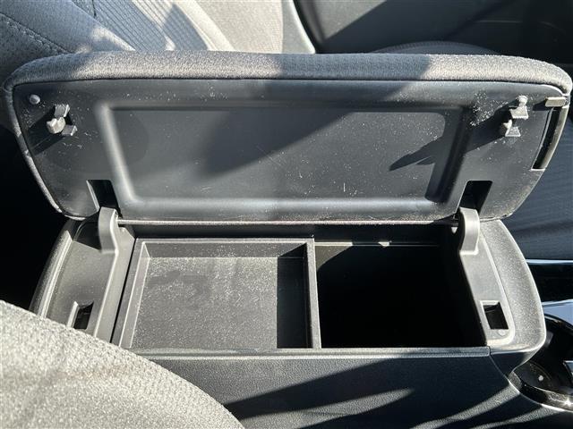 プリウス A 1オナ 純ナビ(NSZT-Y68T) BT/CD バック/全方位カメラ ETC 前後ドラレコ パワーシート コナセン ブラインドスポットモニター ToyotaSafetySense 追従クルコン(20枚目)