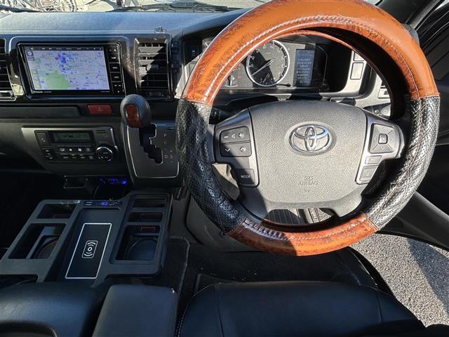 ハイエースバン スーパーGL ダーク プライムII 1オーナー ベッドキット 純正ディーラーナビ(CN-HE01WD)/BT/SD/CD/フルセグTV/DVD/AM/FM/ UIvehicle製スライドフロア アラウンドビューモニター 両側(13枚目)