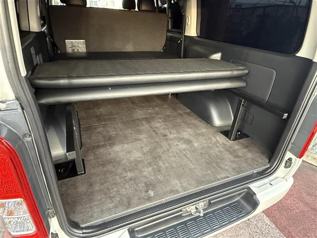 ハイエースバン スーパーGL ダークプライム アルパイン11インチナビ バックカメラ スマートキー ベットキット セキュリティ LEDヘッドライト ハーフレザー ETC AC100V(15枚目)