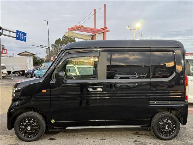 Ｎ－ＶＡＮ＋スタイル ＋ＳＴＹＬＥ　ＦＵＮ　ターボ　ベットキット　純正ナビ　Ｂカメラ外部電源（20枚目）