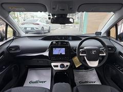 安心の全車保証付き！（※部分保証、国産車は納車後３ヶ月、輸入車は納車後１ヶ月の保証期間となります）。その他長期保証（有償）もご用意しております！※長期保証を付帯できる車両には条件がございます。 6