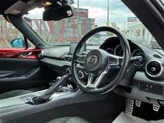 安心の全車保証付き！（※部分保証、国産車は納車後３ヶ月、輸入車は納車後１ヶ月の保証期間となります）。その他長期保証（有償）もご用意しております！※長期保証を付帯できる車両には条件がございます。 6