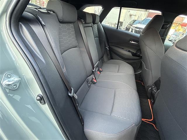 カローラツーリング アクティブライド　５００台限定　ＴｏｙｏｔａＳａｆｅｔｙＳｅｎｓｅ　ブラインドスポットモニター［ＢＳＭ］＋リヤクロストラフィックオートブレーキ［パーキングサポートブレーキ（後方接近車両）　バックガイドモニター（29枚目）