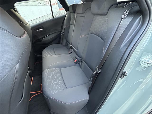 カローラツーリング アクティブライド　５００台限定　ＴｏｙｏｔａＳａｆｅｔｙＳｅｎｓｅ　ブラインドスポットモニター［ＢＳＭ］＋リヤクロストラフィックオートブレーキ［パーキングサポートブレーキ（後方接近車両）　バックガイドモニター（32枚目）