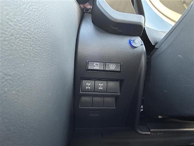 ランドクルーザー ＧＲスポーツ　ＴｏｙｏｔａＳａｆｅｔｙＳｅｎｓｅ　プリクラッシュセーフティ　レーントレーシングアシスト　レーンディパーチャーアラート　レーダークルーズコントロール　アダプティブハイビームシステム（24枚目）