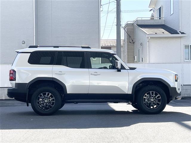 ランドクルーザー２５０ ＶＸ　モデリスタ　トヨタチームメイト　ＴｏｙｏｔａＳａｆｅｔｙＳｅｎｓｅ　ブラインドスポットモニター［ＢＳＭ］　パノラミックビューモニター　デジタルインナーミラー　ドライブレコーダー（5枚目）